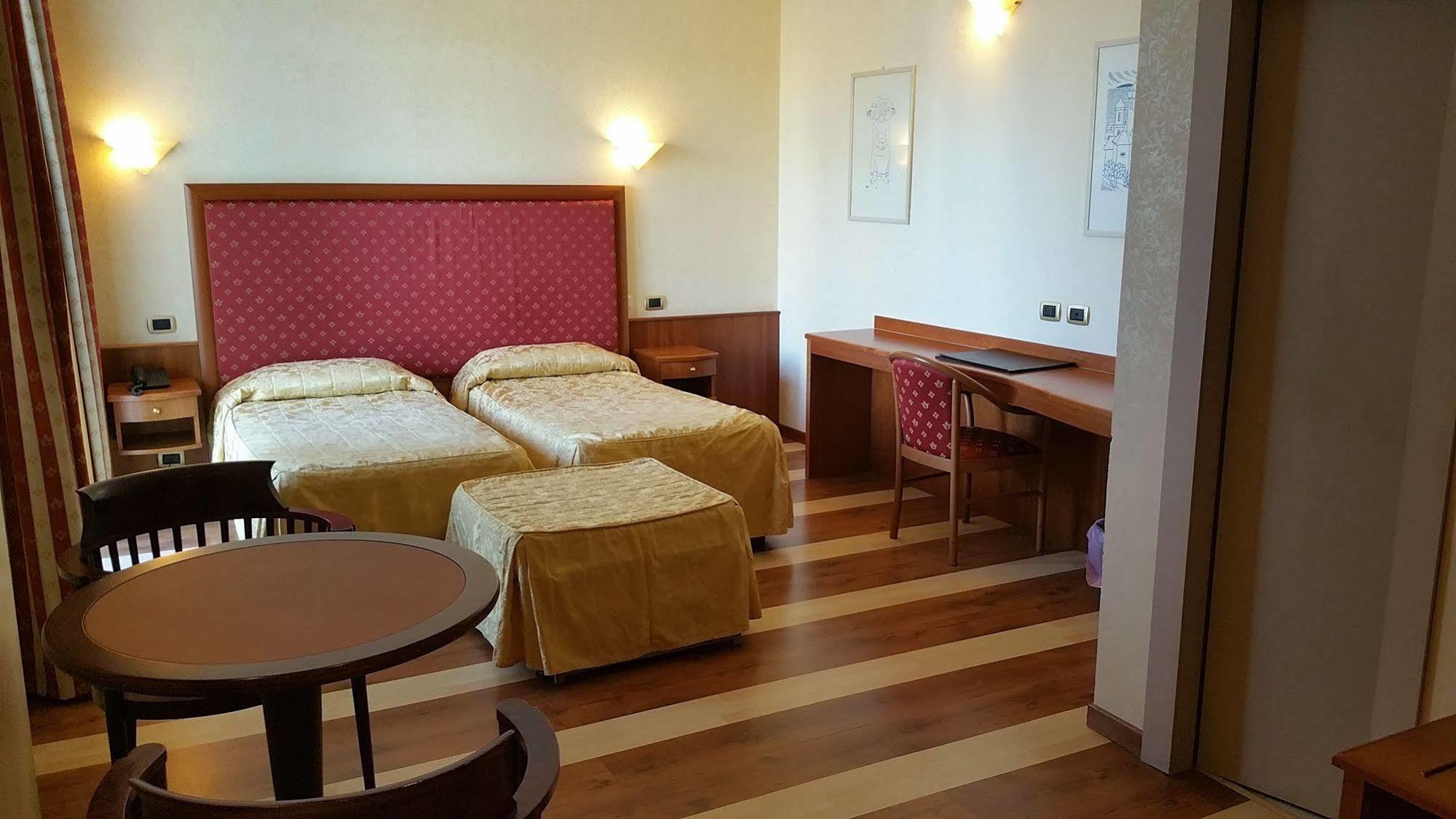Aretusa Palace Hotel Συρακούσες Εξωτερικό φωτογραφία